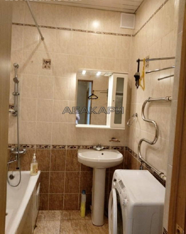 1-комнатная Кирова Центр за 29000 руб/мес фото 9